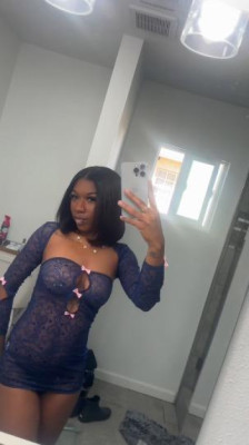 HORNY AND READY TO COME PLEASE YOU🥰😋