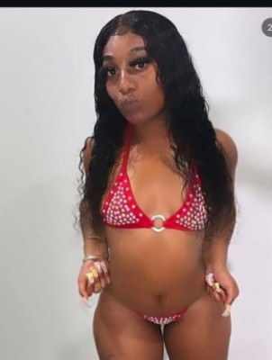 OUTCALLS INCALLS AVAILABLE NOW 😘😘👅 spoil me for valentinessss