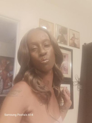 sexy cocoa slim thick petite tree