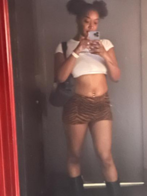 BODY WORSHIP 😘COME GET DOMINATED TANTRA GODDESS 🤭 PIGGIES WELCOMED