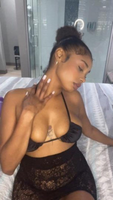 PLEASER AND CREAMER💦👅💋