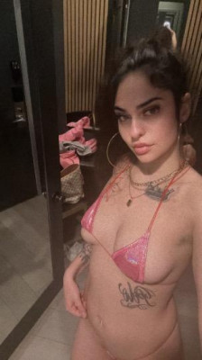 Persian Princess waiting for you daddy😍👅