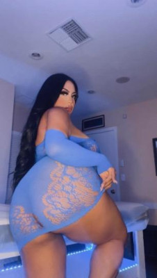your new favorite Latina