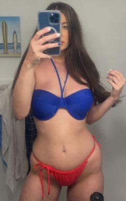 Available now! Incall or outcall 🚘 let's have some fun 🤤