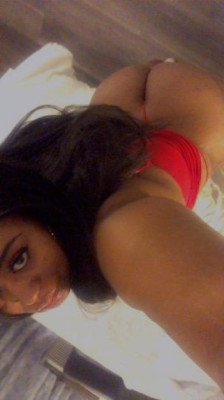 🍑Big Booty Kimmy Your favorite Freaky Bbw 🍑 Deep Throat Goddess-💦🤤 🐈‍⬛ Wet&Ready💦💦