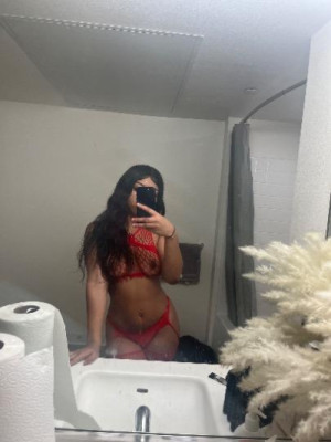 Star the slim thiccness