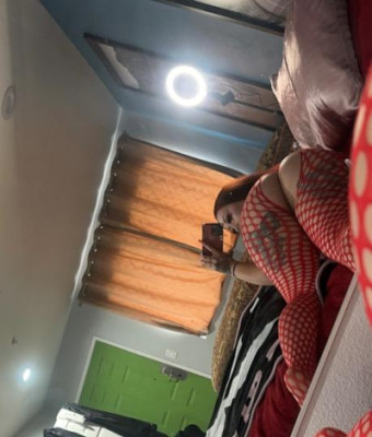 CATCH ME WHILE IM HERE DONT MISS OUT💋💕