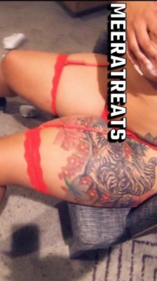 🍑🍑JUICY PHAT ASS 🍑🍑PRETTY NIPPLE PIERCING🍑🍑