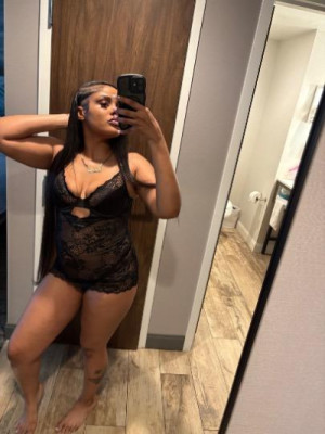 Wet & Tight 💦 , Available for Outcalls and CarPlay 🚗💋