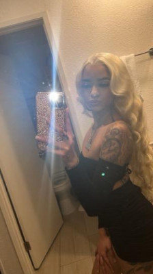 available 😘