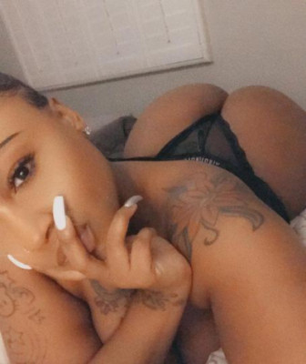 OUT CALL NOW Seductive 😻 Freak 💦Wet & Tight Available Now , Let me Relax you 🍑💦💦 It&rsquo;s your pleasure