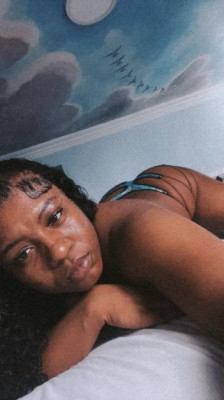 I'M AVAILABLE AND READY FOR YOU 😍